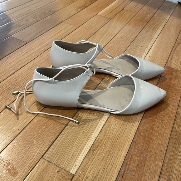 Dress Shoes - Picture 2 of 3